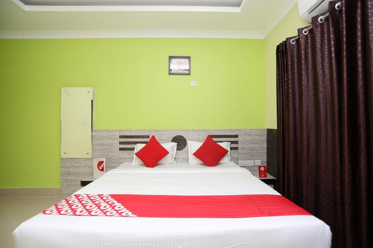 Oyo 24317 Aditya Guest House 3 Bhubaneswar Zewnętrze zdjęcie