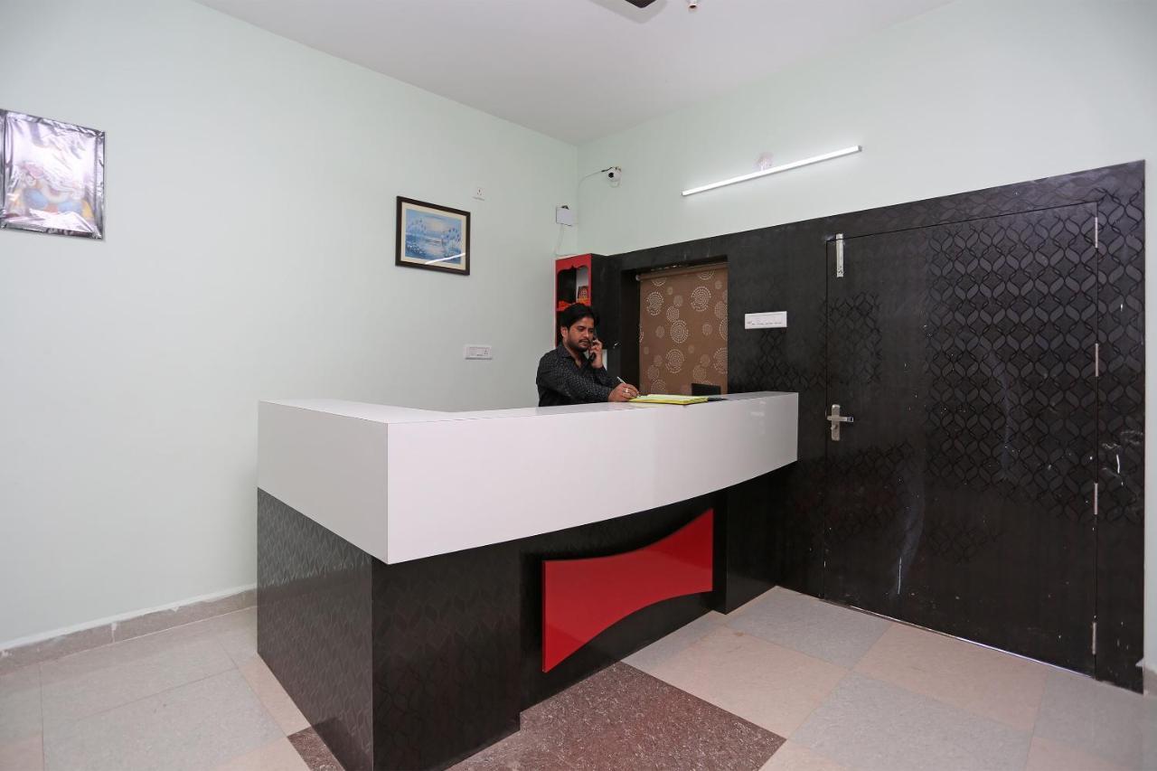 Oyo 24317 Aditya Guest House 3 Bhubaneswar Zewnętrze zdjęcie